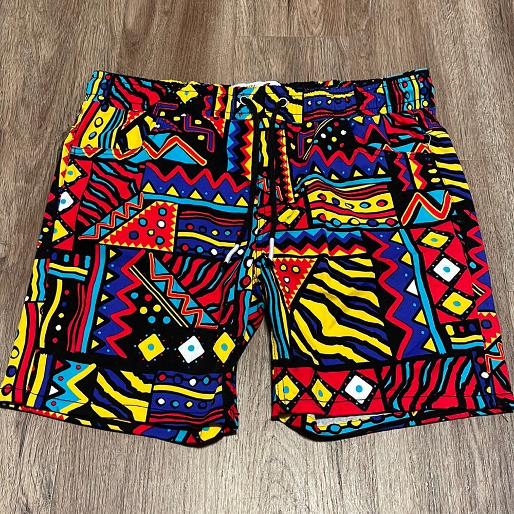 Oh Snap! Drill Clothing Co. Men’s large size Multi-Color 90’s Retro Print